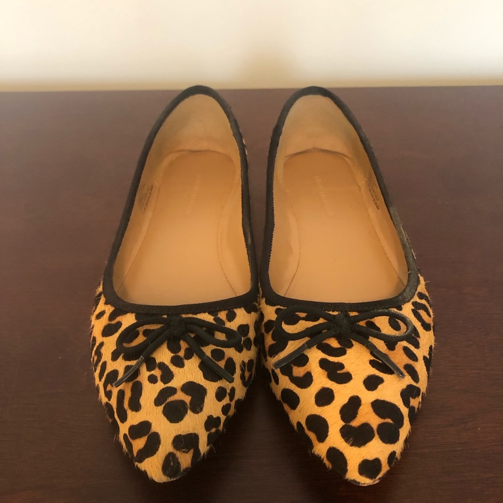 Banana Republic leopard print ballet flats